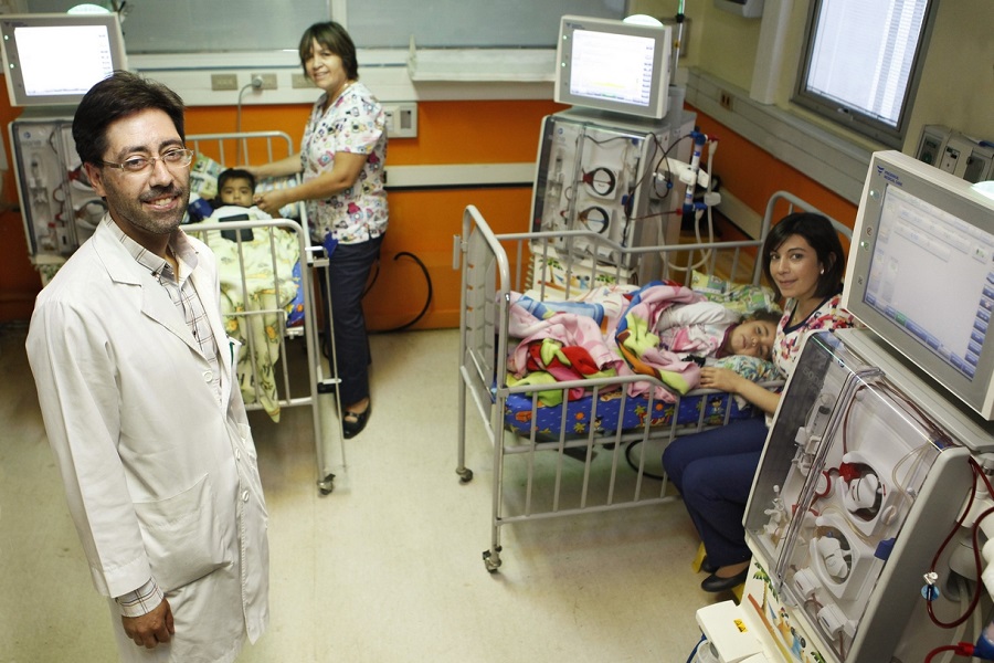 Dr. Jean Grandy, nefrólogo pediátrico en el Hospital 